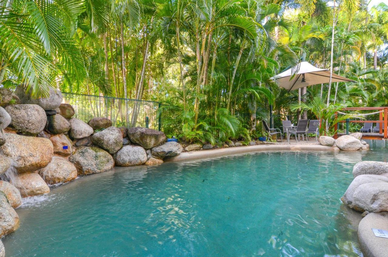 Seascape Holidays - Coral Apartments Port Douglas Exteriör bild