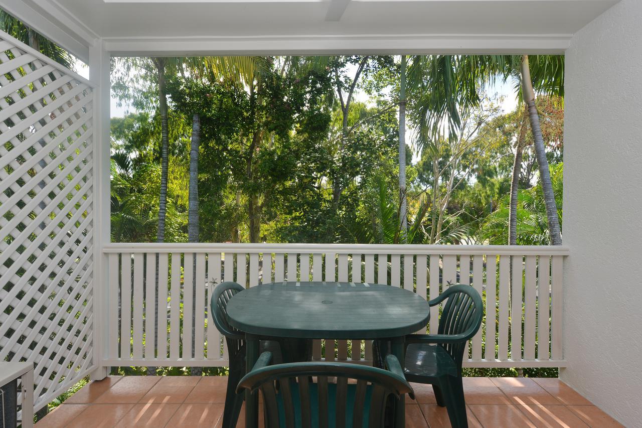 Seascape Holidays - Coral Apartments Port Douglas Exteriör bild